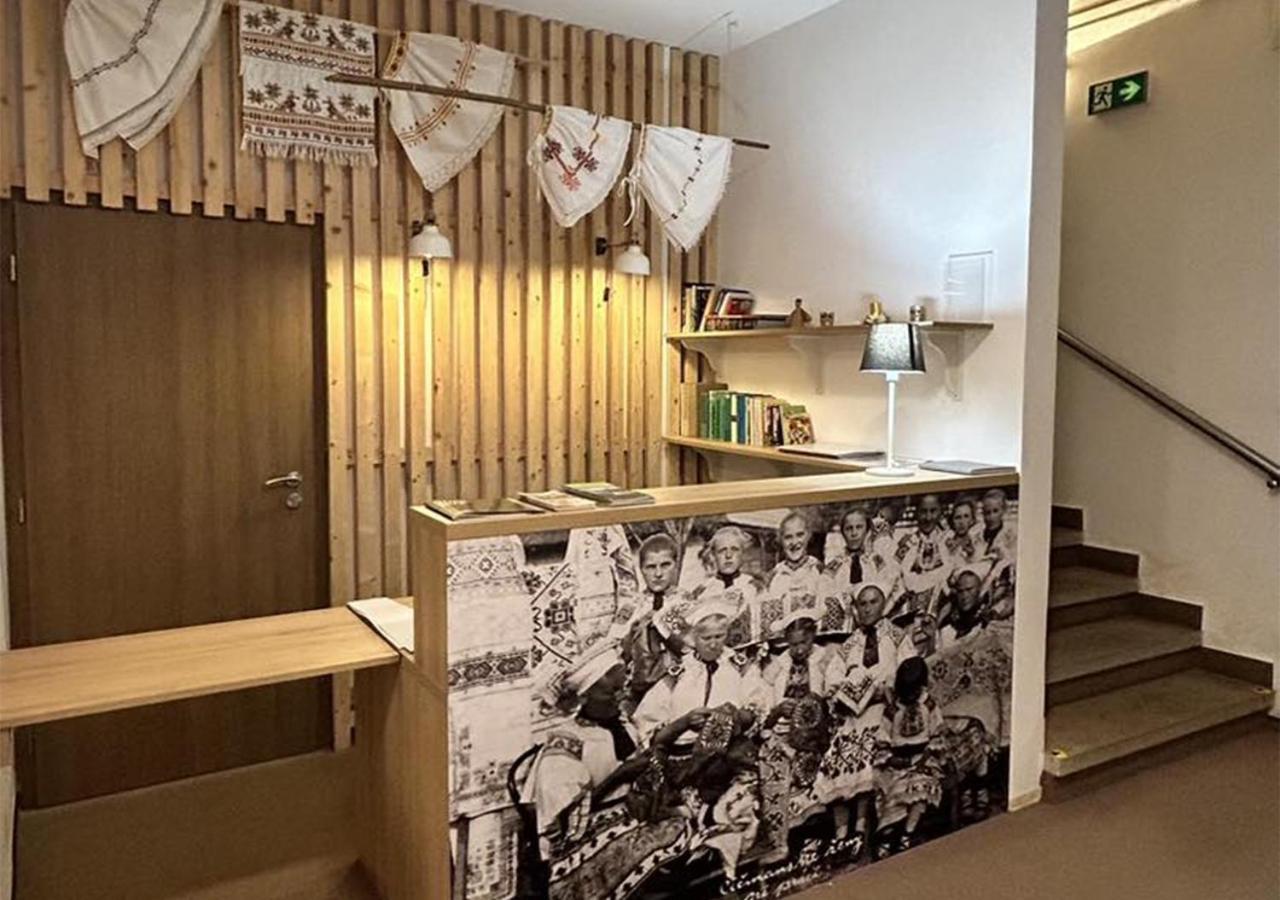 Kastiel Cicmany Hotel ภายนอก รูปภาพ